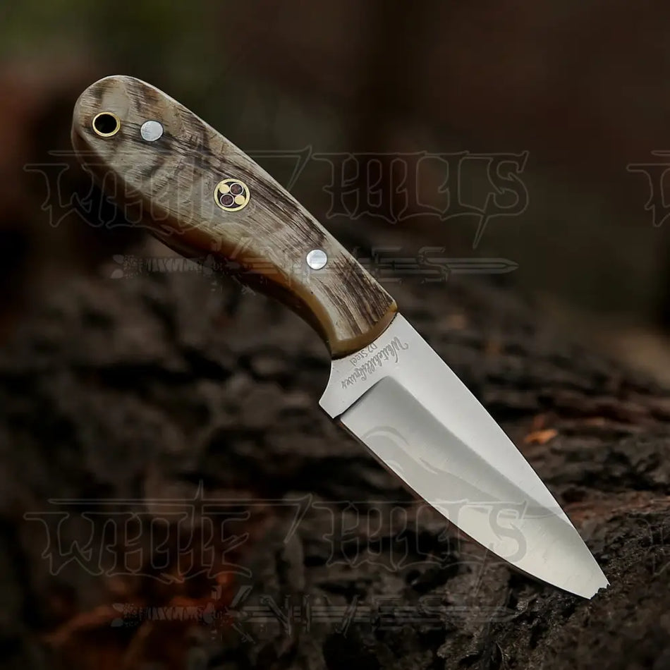 Hand Forged Full Tang Skinner Knife - Ram Horn Handle - D2 Steel- 7 inches - SK-015