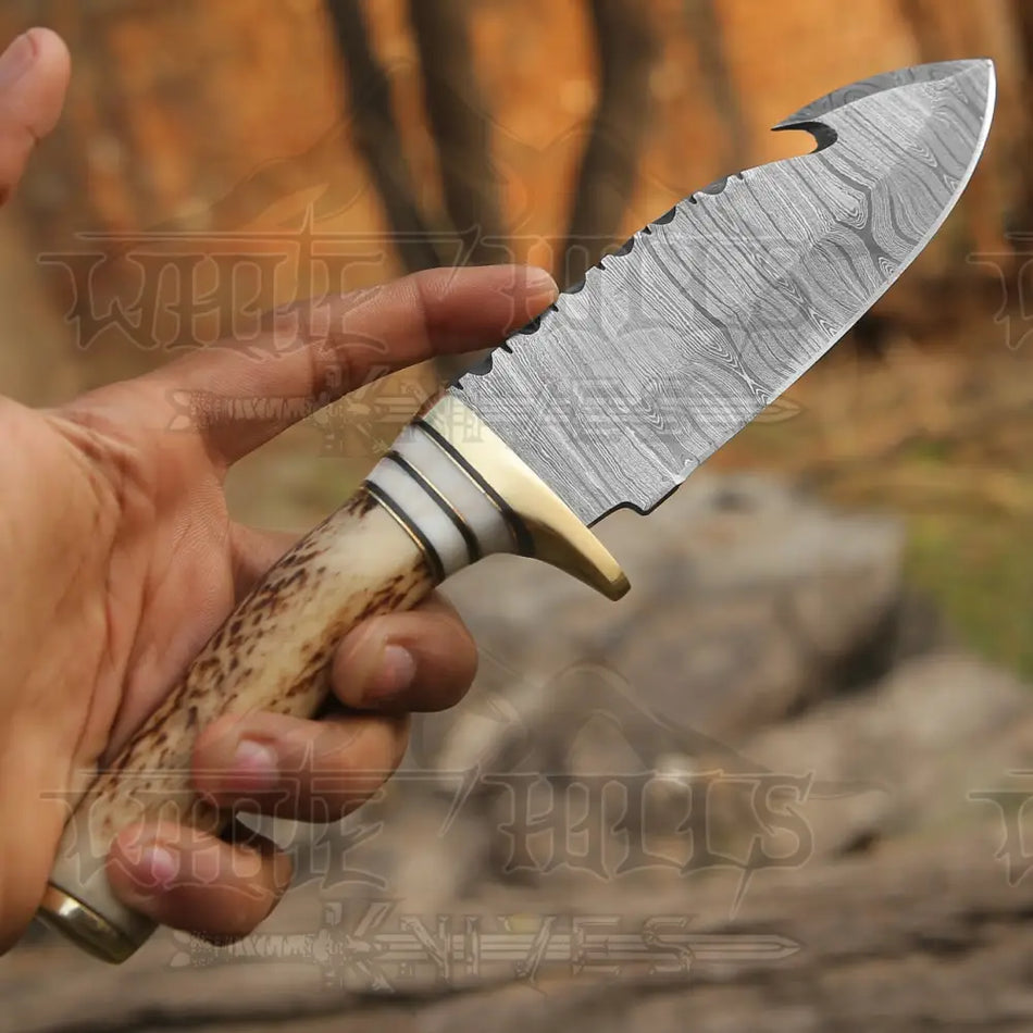 Handmade Forged Damascus Steel Gut Hook Hunting Knife EDC With Orginal Stag antler Handle WH 4340