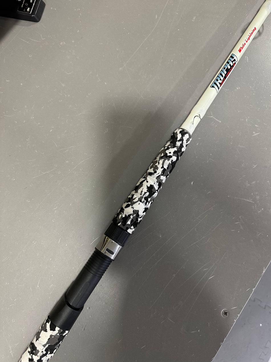 The White Lightning Bumping Rod - Casting